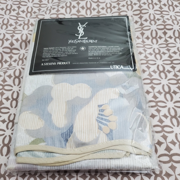 Yves Saint Laurent Standard Pillow Case -2pc.Vintage. Number:14921.